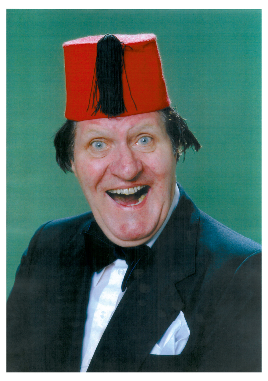 Tommy Cooper - Retro Vintage Posters